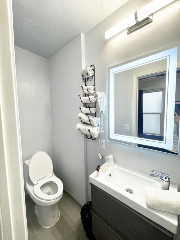 Twin Peaks Hotel image 12