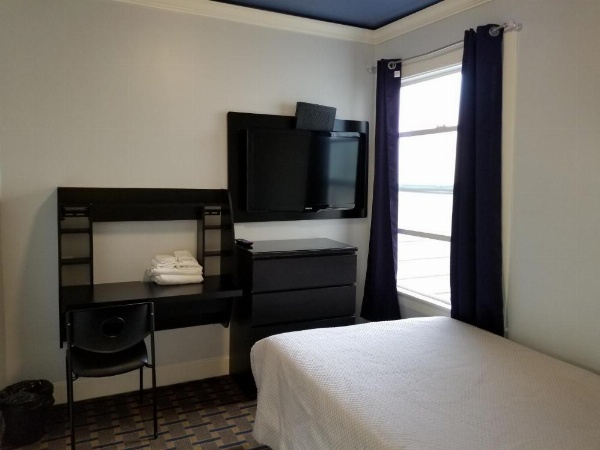 Twin Peaks Hotel image 18